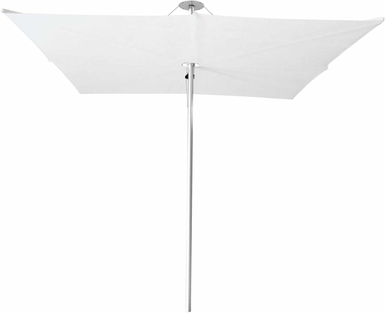 Infina center post umbrella, 2,5 m square, with frame in Aluminum and Solidum Natural canopy. 
