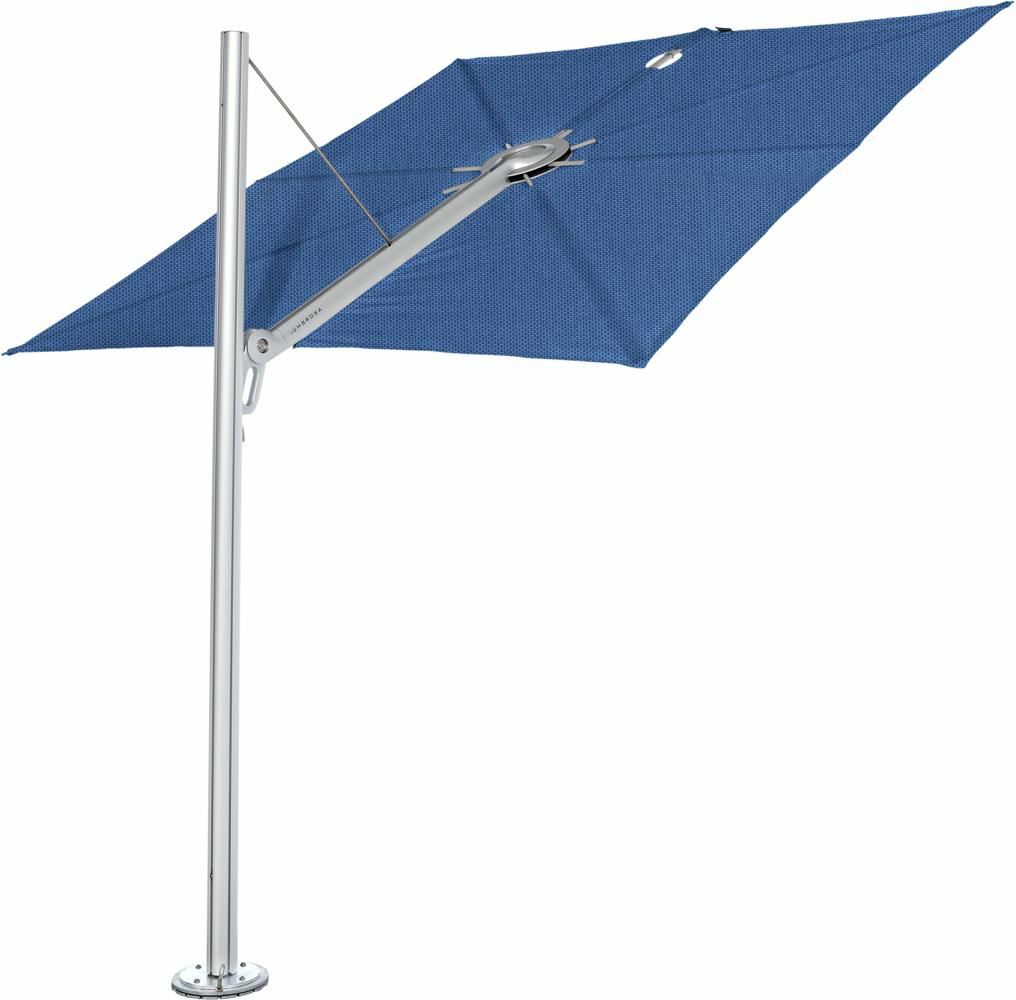 Spectra cantilever umbrella, straight (90°), 300 x 300 square, with frame in Aluminum and Solidum BlueStorm canopy. 