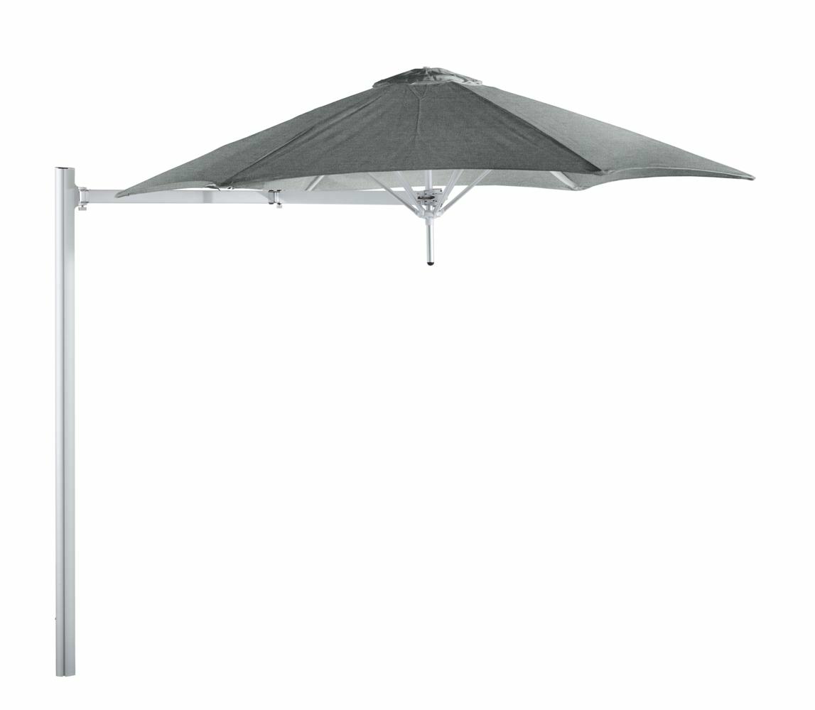Paraflex cantilever umbrella round 2,7 m with Flanelle fabric and a Neo arm