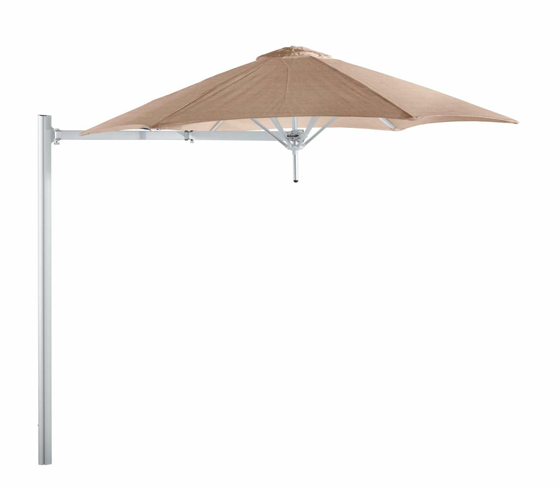 Paraflex cantilever umbrella round 2,7 m with Blush fabric and a Neo arm