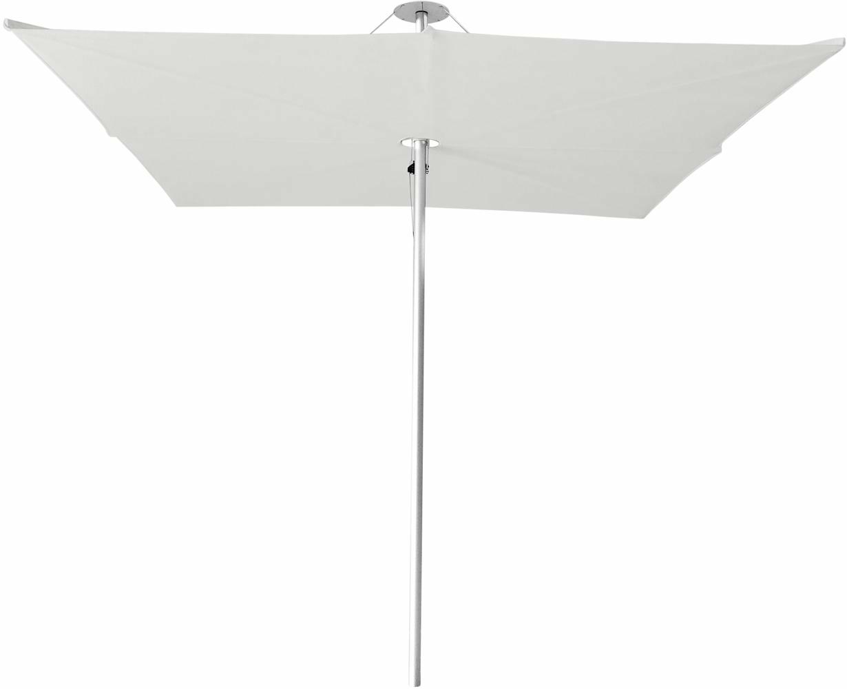 Infina center post umbrella, 3 m square, with frame in Aluminum and Solidum Canvas canopy. 